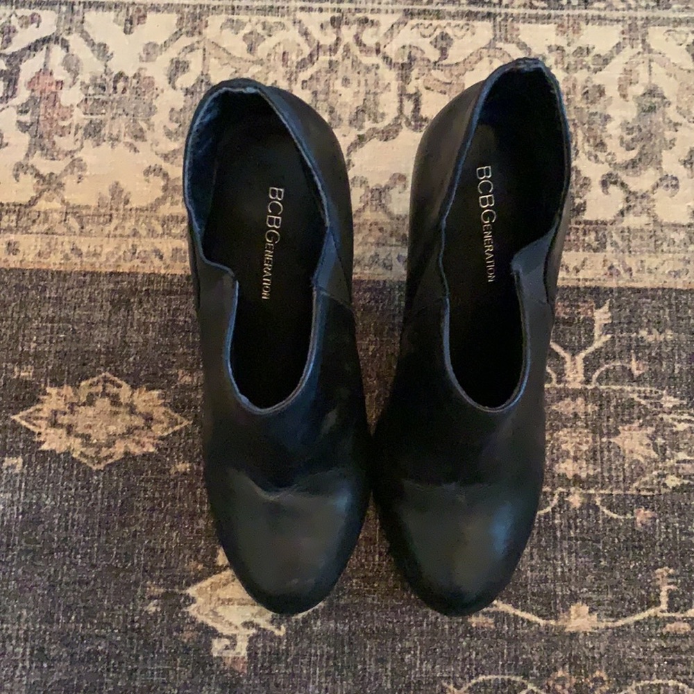 BCBGENERATION booties - Picture 3 of 6